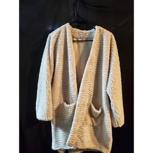 Kookaburra by UGG Plush, Soft Cardigan, Size M